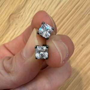 Silpada Classic Square cubic zirconia stud Earrings .925 sterling Silver